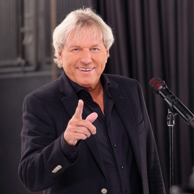 Bernhard Brink_ (c) Daniela Jentsch Schlagersängerin buchen